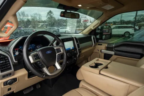 More photos of 2020 Ford F-350SD Lariat at TLC Motors, SC