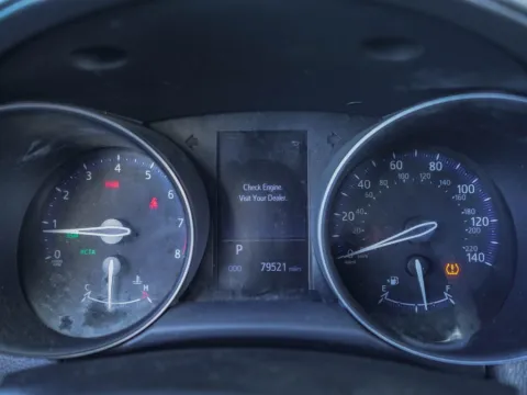 More photos of 2019 Toyota C-HR XLE at TLC Motors, SC