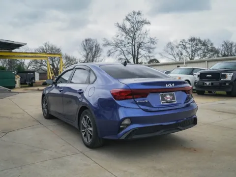More photos of 2022 Kia Forte LXS at TLC Motors, SC