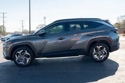 More photos of 2022 Hyundai Tucson Limited at TLC Motors, SC