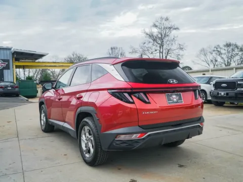 More photos of 2023 Hyundai Tucson SEL at TLC Motors, SC