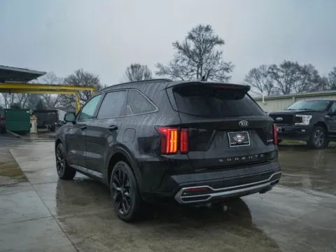 More photos of 2021 Kia Sorento SX-Prestige at TLC Motors, SC