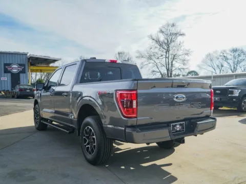More photos of 2021 Ford F-150 XLT at TLC Motors, SC