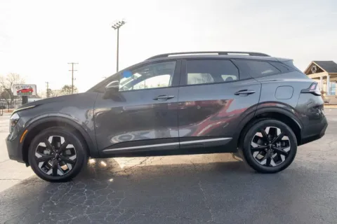 More photos of 2023 Kia Sportage X-Line at TLC Motors, SC