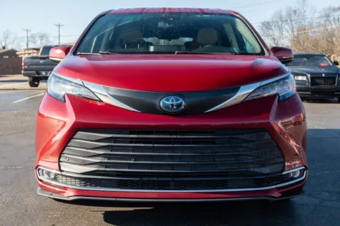 Photos of 2022 Toyota Sienna XLE for sale in Moore, SC at TLC Motors