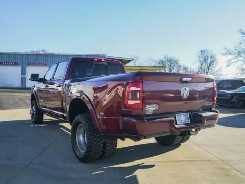 More photos of 2019 Ram 3500 Laramie Longhorn at TLC Motors, SC