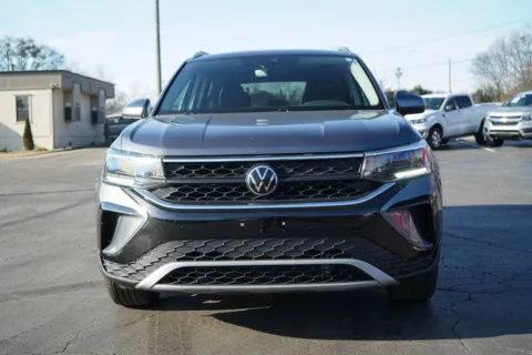 Another view of 2024 Volkswagen Taos 1.5T SE for sale in Moore, SC at TLC Motors