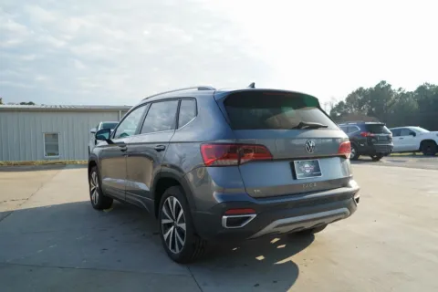 More photos of 2024 Volkswagen Taos 1.5T SE at TLC Motors, SC