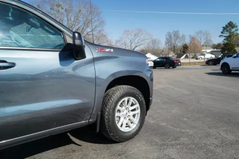 More photos of 2019 Chevrolet Silverado 1500 RST at TLC Motors, SC