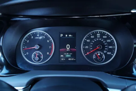 More photos of 2022 Kia K5 LXS at TLC Motors, SC