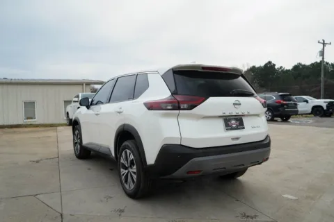 More photos of 2021 Nissan Rogue SV at TLC Motors, SC