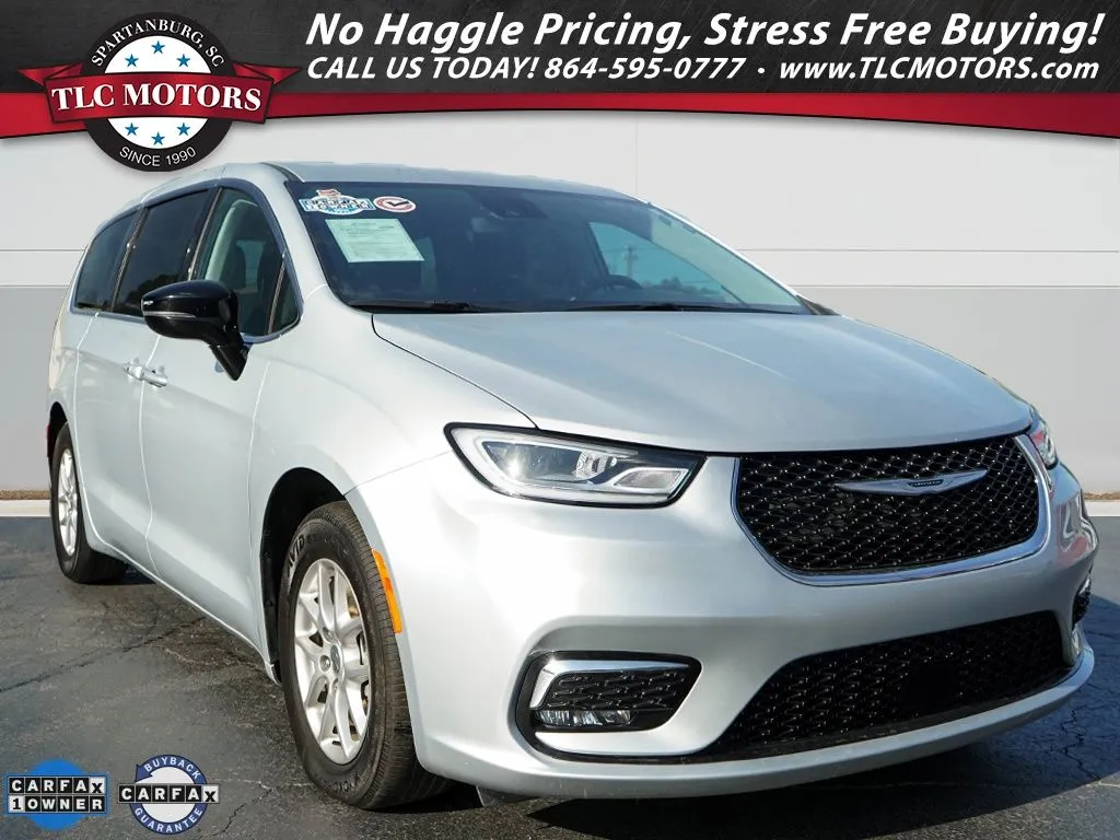 Silver 2024 Chrysler Pacifica Touring L for sale in Moore, SC