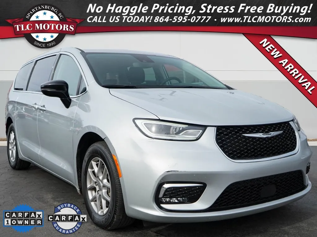 Silver 2024 Chrysler Pacifica Touring L for sale in Moore, SC