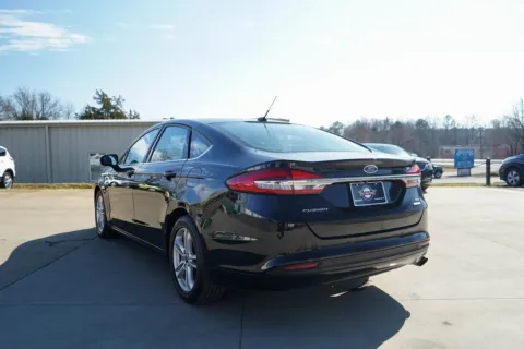 More photos of 2018 Ford Fusion SE at TLC Motors, SC