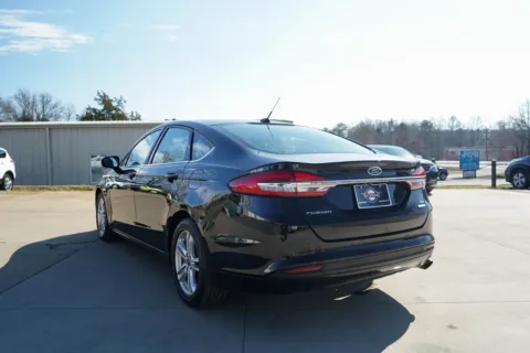 More photos of 2018 Ford Fusion SE at TLC Motors, SC