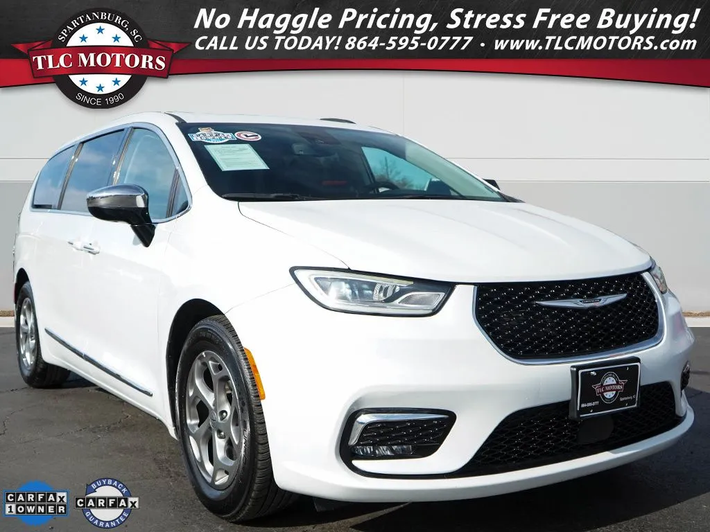 White 2023 Chrysler Pacifica Limited for sale in Moore, SC