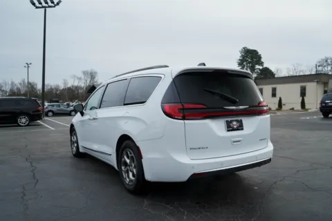 More photos of 2023 Chrysler Pacifica Limited at TLC Motors, SC
