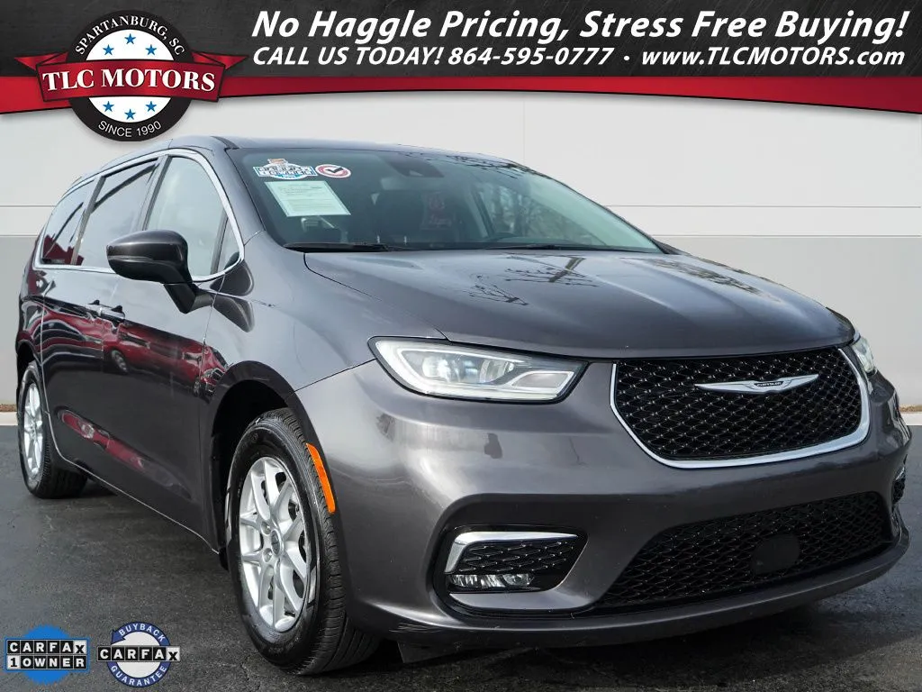 Gray 2023 Chrysler Pacifica Touring L for sale in Moore, SC