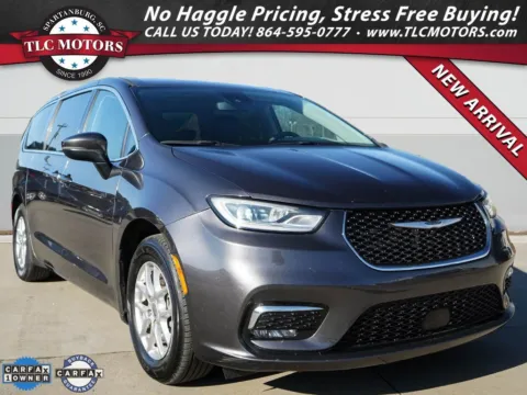 Gray 2023 Chrysler Pacifica Touring L for sale in Moore, SC