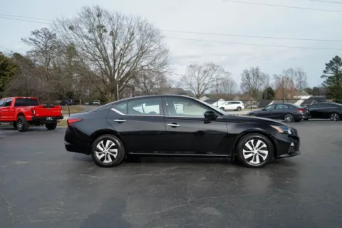 Photos of 2022 Nissan Altima 2.5 S for sale in Moore, SC at TLC Motors