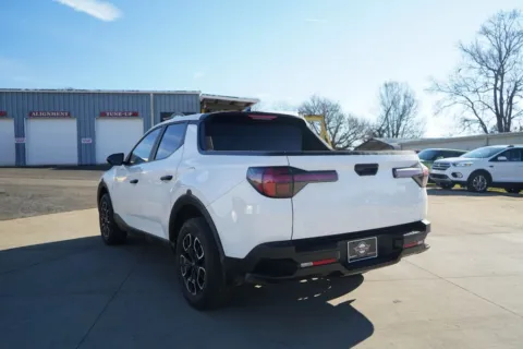 More photos of 2022 Hyundai Santa Cruz SEL at TLC Motors, SC