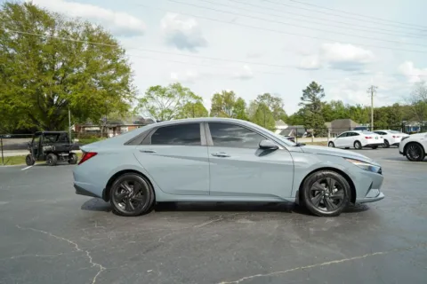 Photos of 2022 Hyundai Elantra SEL for sale in Moore, SC at TLC Motors