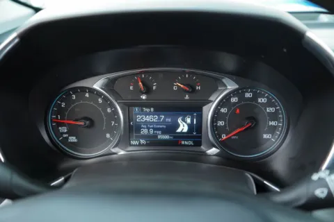 More photos of 2022 Chevrolet Equinox LT at TLC Motors, SC