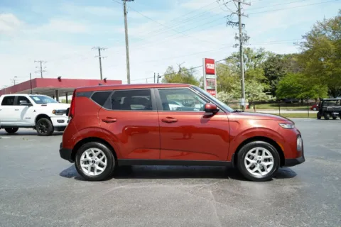 Photos of 2020 Kia Soul S for sale in Moore, SC at TLC Motors