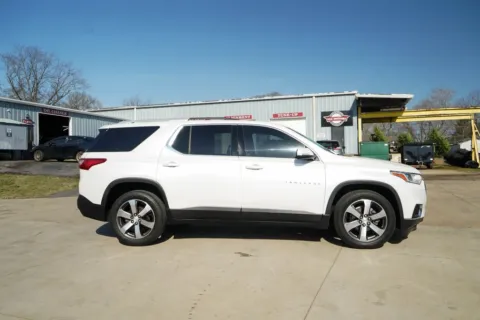 Another view of 2018 Chevrolet Traverse 3LT for sale in Moore, SC at TLC Motors