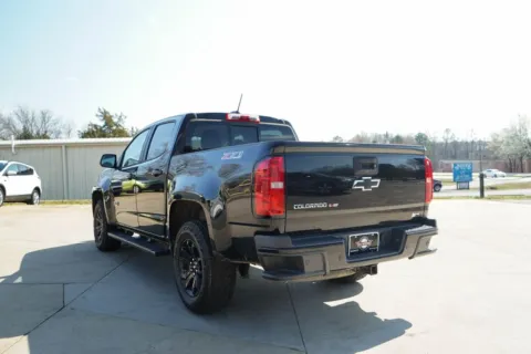 More photos of 2019 Chevrolet Colorado Z71 at TLC Motors, SC