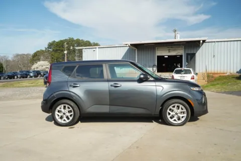 Another view of 2022 Kia Soul LX for sale in Moore, SC at TLC Motors