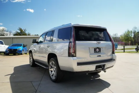 More photos of 2020 Cadillac Escalade Luxury at TLC Motors, SC