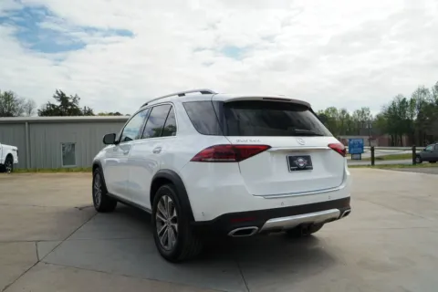 More photos of 2020 Mercedes-Benz GLE 350 at TLC Motors, SC