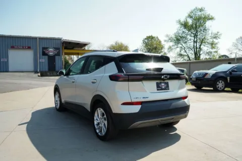 More photos of 2023 Chevrolet Bolt EUV LT at TLC Motors, SC