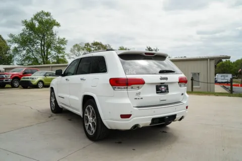 More photos of 2021 Jeep Grand Cherokee Overland at TLC Motors, SC