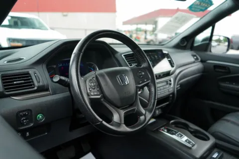 More photos of 2022 Honda Pilot TrailSport at TLC Motors, SC