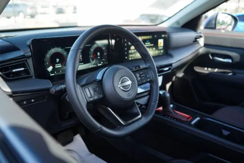 More photos of 2025 Nissan Kicks SR at TLC Motors, SC