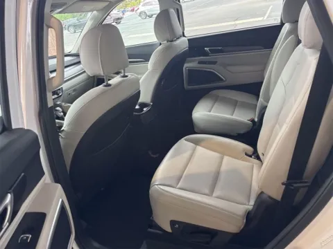 More photos of 2021 Kia Telluride S at TLC Motors, SC