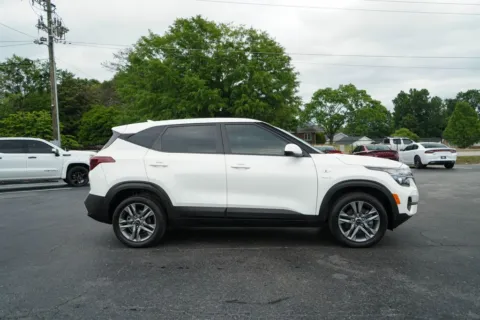 Photos of 2021 Kia Seltos LX for sale in Moore, SC at TLC Motors