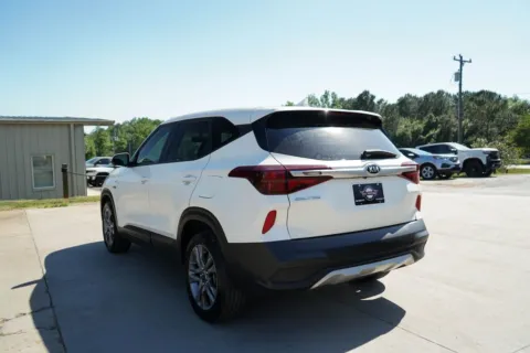 More photos of 2021 Kia Seltos LX at TLC Motors, SC