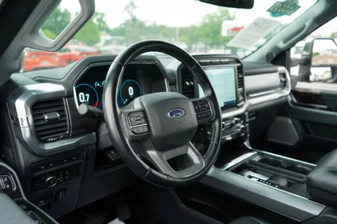 More photos of 2021 Ford F-150 Lariat at TLC Motors, SC