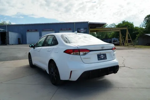 More photos of 2024 Toyota Corolla SE at TLC Motors, SC