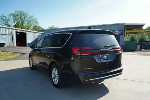 More photos of 2023 Chrysler Pacifica Touring L at TLC Motors, SC