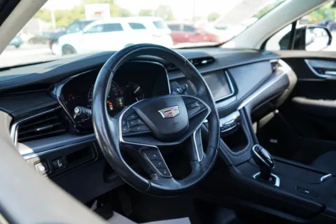 More photos of 2017 Cadillac XT5 Luxury at TLC Motors, SC