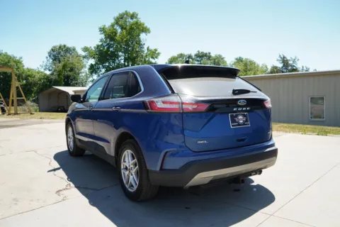 More photos of 2024 Ford Edge SEL at TLC Motors, SC
