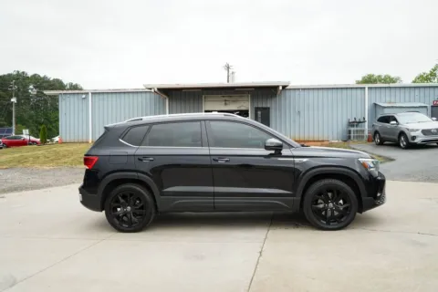 Another view of 2023 Volkswagen Taos 1.5T SE for sale in Moore, SC at TLC Motors