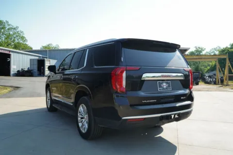 More photos of 2021 GMC Yukon SLT at TLC Motors, SC