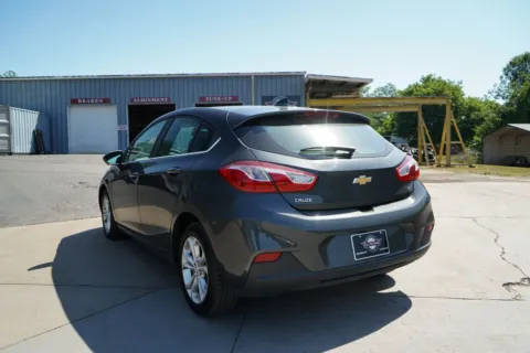 More photos of 2019 Chevrolet Cruze LT at TLC Motors, SC