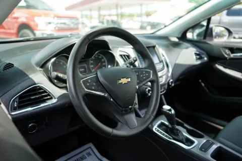 More photos of 2019 Chevrolet Cruze LT at TLC Motors, SC