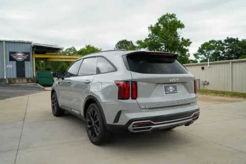 More photos of 2022 Kia Sorento SX at TLC Motors, SC